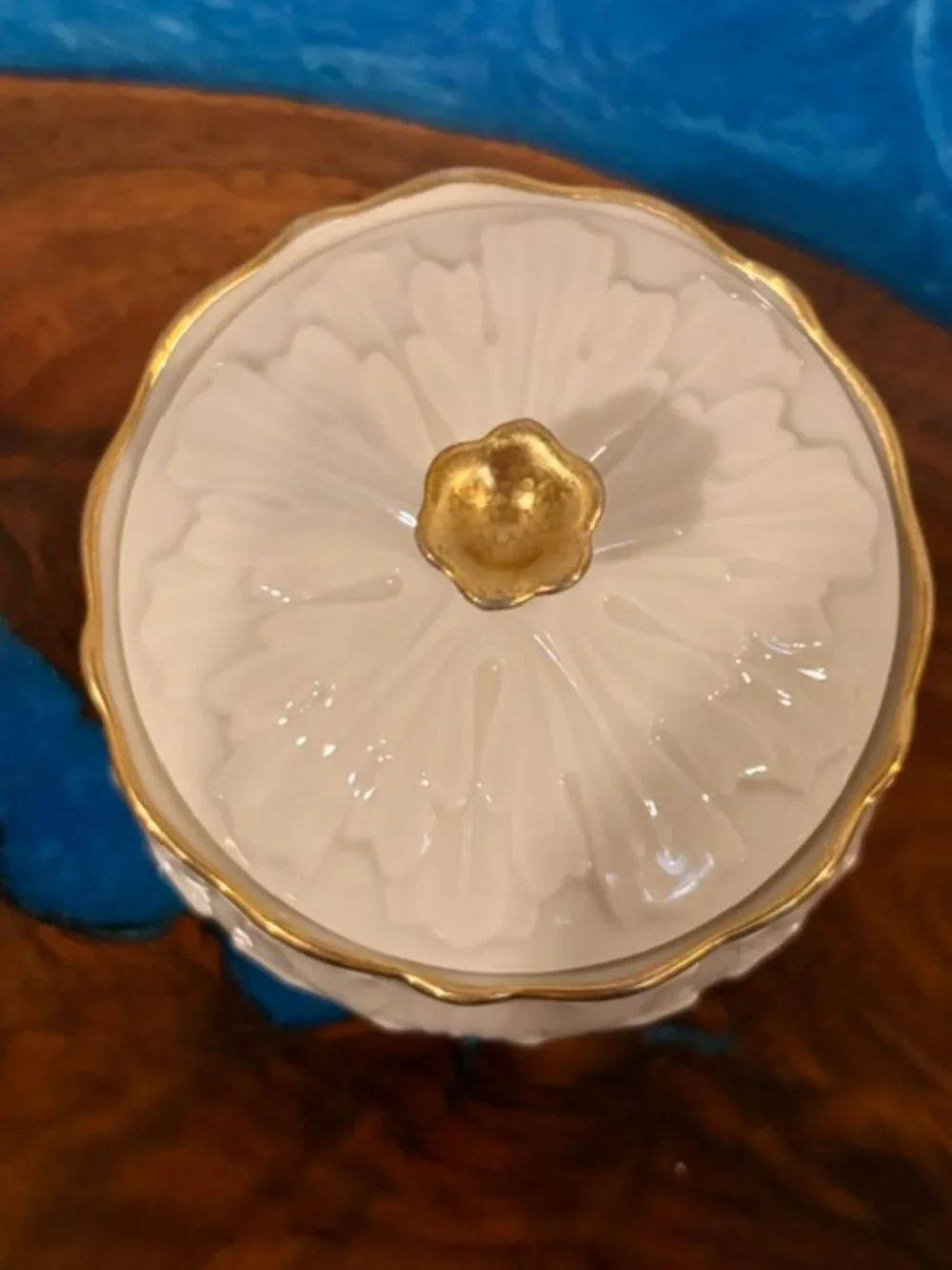 Lenox Cottage Acanthus Leaf Sugar Bowl & Creamer with 24k Gold Trim